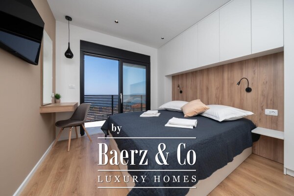 photo 19 Makarska, two-story, three-room apartment, with pool