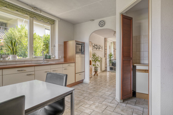 photo 14 Douwes Dekkerlaan 80