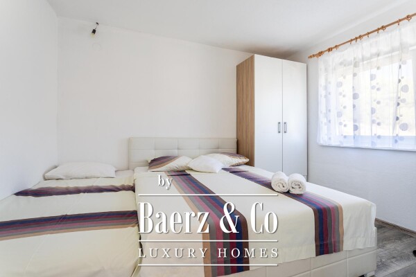 photo 7 Čiovo, Okrug Gornji,  4-apartment house with an outdoor kitchen, third row from the sea