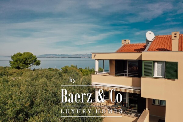 photo 6 Island of Ugljan, Sutomišćica, house with swimming pool and sea view