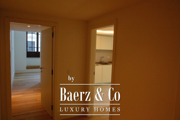 photo 22 A beautiful  three bedroom  with views of Bolhão Market