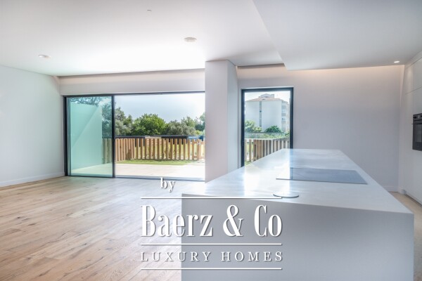 photo 16 4 bedroom flat with private garden, in Parede