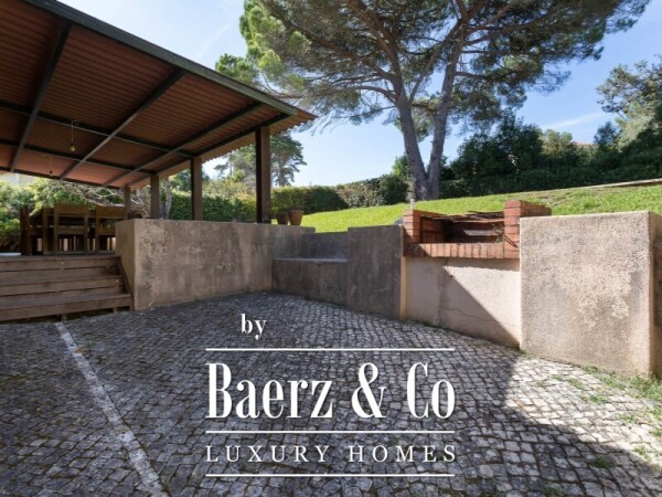 photo 23 8 bedroom villa with garden and swimming pool, in Galamares, Sintra