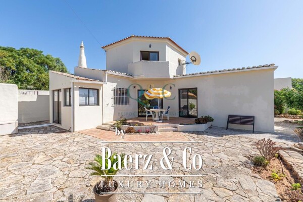 photo 17 Beautiful luxury home in Santa Bárbara de Nexe, Santa Bárbara de Nexe