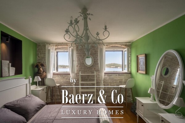 photo 34 Šibenik, old town - a historic palace from the 12th century