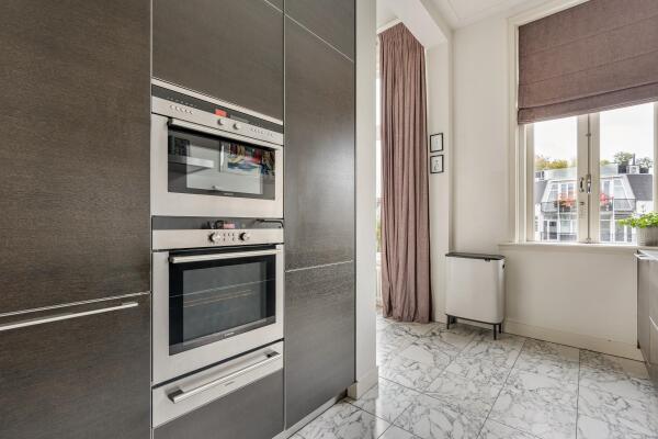 photo 28 Vossiusstraat 44 2