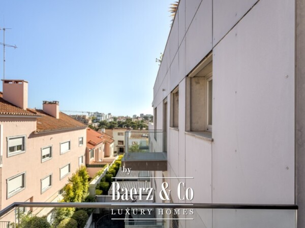photo 18 3 + 2 Bedroom Duplex Penthouse with Private Terraces, Pool and Sea View in Cascais