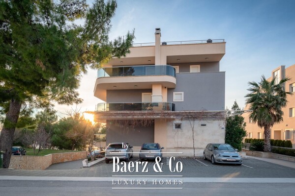 photo 26 Podstrana, luxury four bedroom apartment with a beautiful sea view and 2 garages