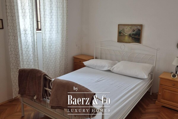 photo 21 Brač, Milna - semi-detached stone house with restaurant, first row to the sea