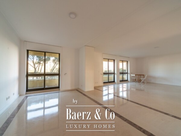 photo 5 T3 with large balconies in condominium with swimming pool