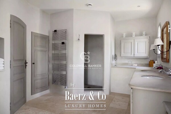 photo 11 Provençal villa with panoramic Seaview