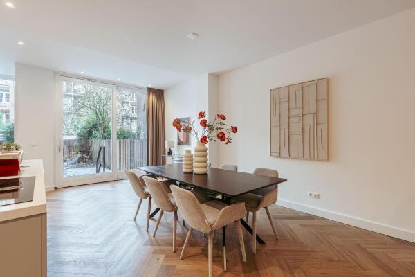 photo 2 Rustenburgerstraat 376 H