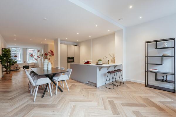 photo 12 Rustenburgerstraat 376 H