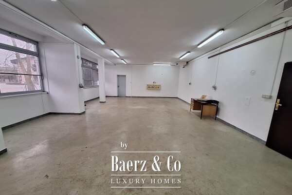 photo 1 Karlovac, residential and commercial building 1000 m², multipurpose possibility