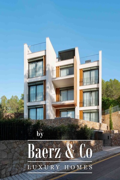 photo 24 Sea-view apartments with pool in Cala Major