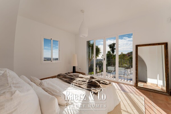 photo 21 Villa - El Madroñal - Benahavis - Ref: 8688