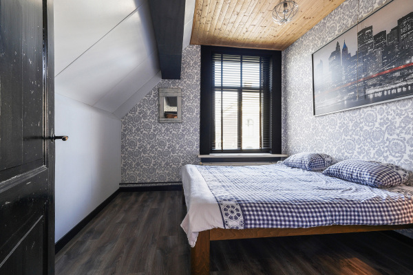 photo 25 Hoofdstraat 73