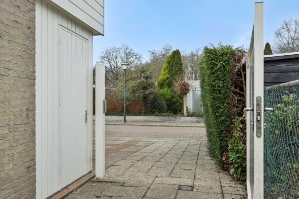 photo 44 Van Straelenlaan 16