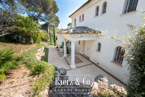 photo 27 For Sale : 6-bedroom villa with infinity pool - Secure private estate - Saint-Raphaël, near golf courses, sea view