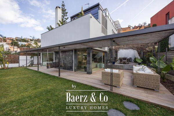 photo 1 Contemporary Elegance, Absolute Light and an Exclusive Lifestyle