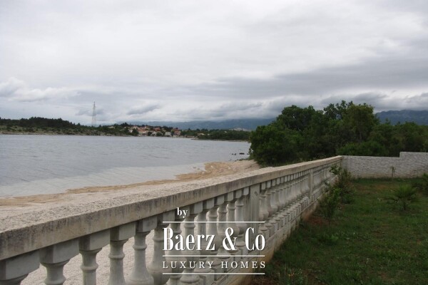 photo 5 Kruševo, Crna Punta, beautiful house first row to the sea with three residential units