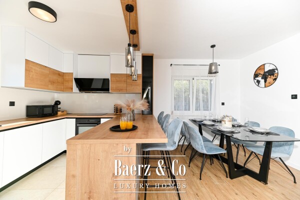 photo 6 Kaštela, newly built house with swimming pool and sea view