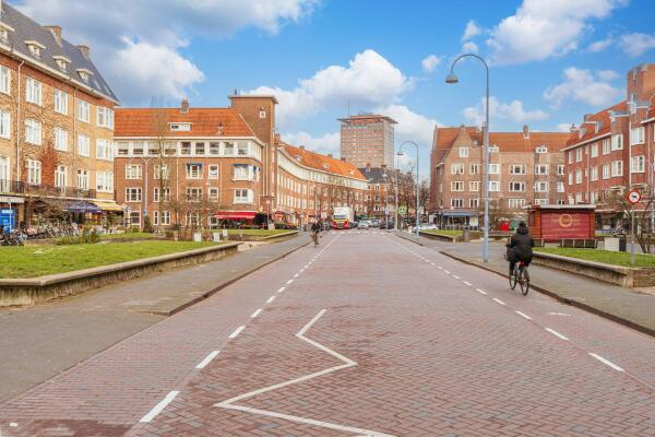 photo 25 Merwedeplein 57 H