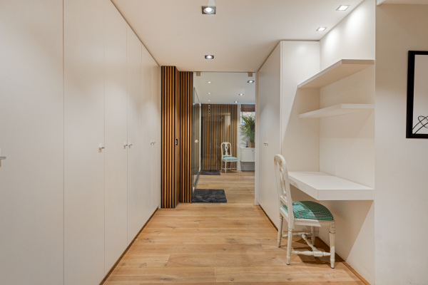 photo 42 Oosteindseweg 13