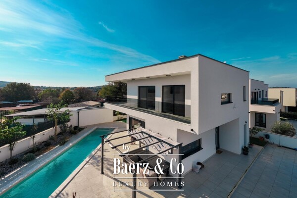 photo 7 Modern villa in Volme, Medulin, near the sea with a unique pool