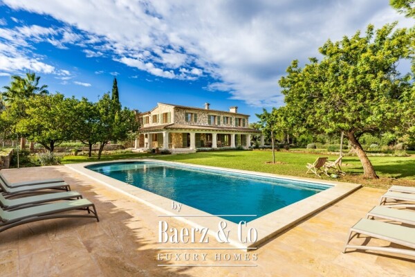 photo 1 Spectacular country villa close to Pollenca