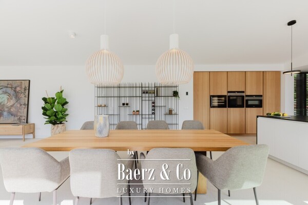 photo 17 Amazing 6-bedroom contemporary luxury Villa with 2 Pools