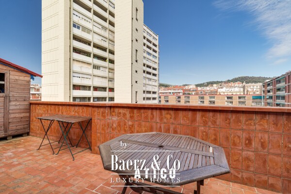 photo 2 Penthouse for sale in Gràcia
