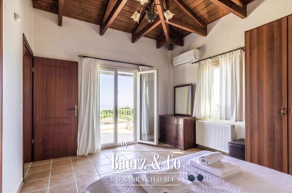 photo 15 2353809 - Maisonette For sale, Lefkada, 218 sq.m., €990.000