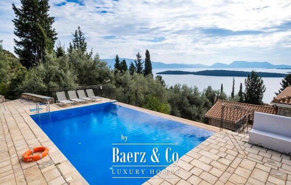 photo 2 2353723 - Villa For sale, Lefkada, 404 sq.m., €2.300.000