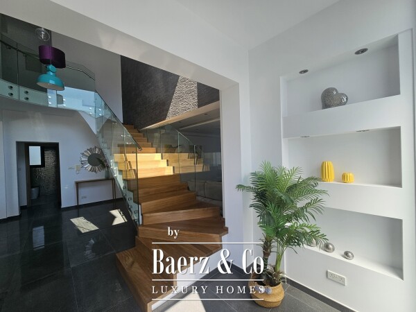 photo 12 2355923 - Luxury Villa For sale in Moni, 550 sq.m.