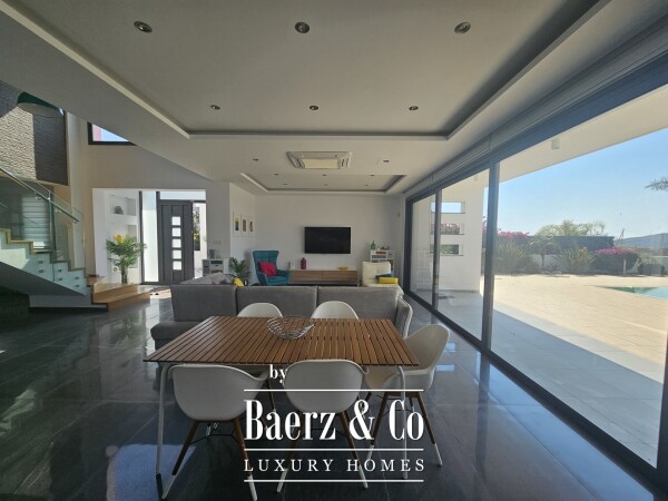 photo 15 2355923 - Luxury Villa For sale in Moni, 550 sq.m.