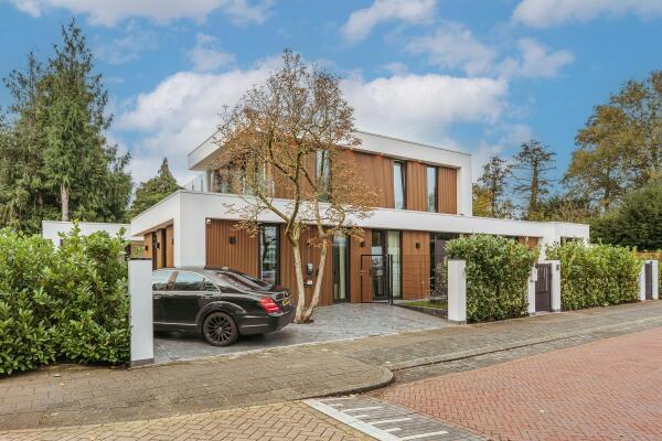 photo 1 Eikenrodelaan 1