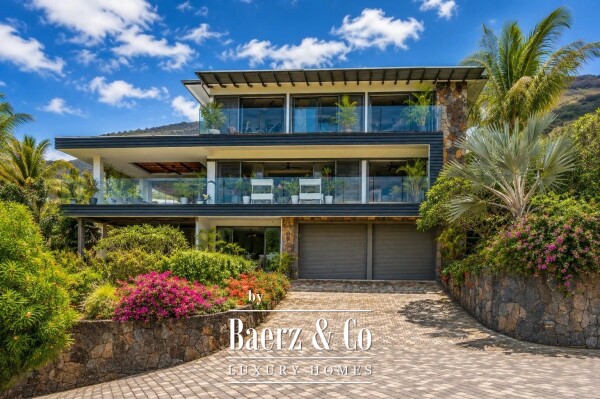 photo 2 EXCEPTIONAL 4-BEDROOM SEA VIEW VILLA FOR SALE – BLACK RIVER