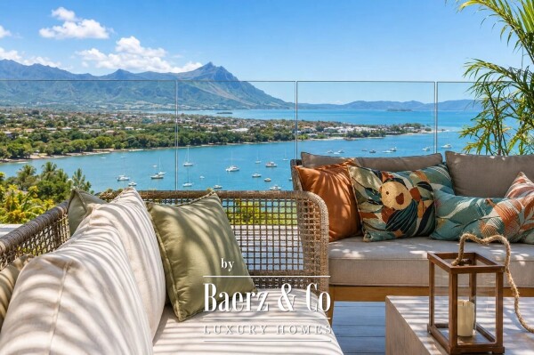 photo 3 EXCEPTIONAL 4-BEDROOM SEA VIEW VILLA FOR SALE – BLACK RIVER