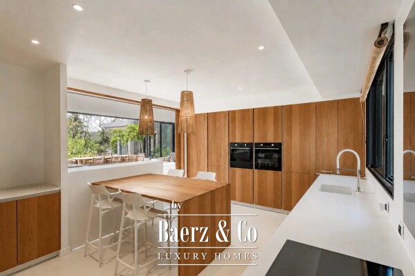 photo 9 Exceptional 5-Bedroom Riverfront Villa – Tamarin
