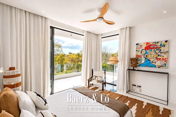 photo 17 Exceptional 5-Bedroom Riverfront Villa – Tamarin