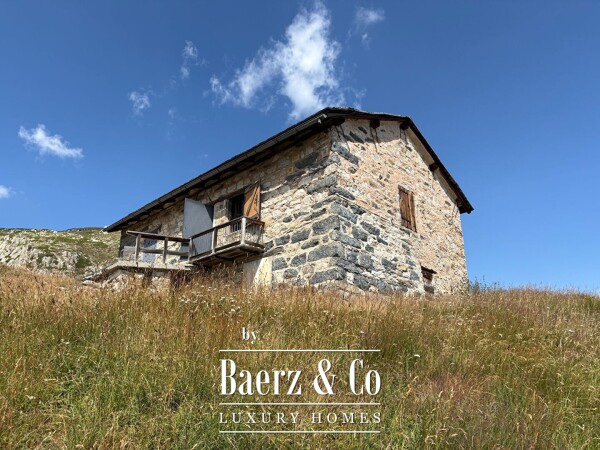 photo 3 Exceptional Alpine Chalet 2,000 m Altitude