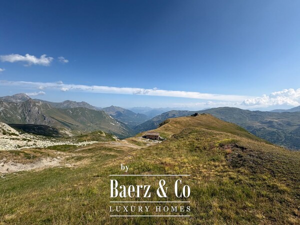 photo 8 Exceptional Alpine Chalet 2,000 m Altitude
